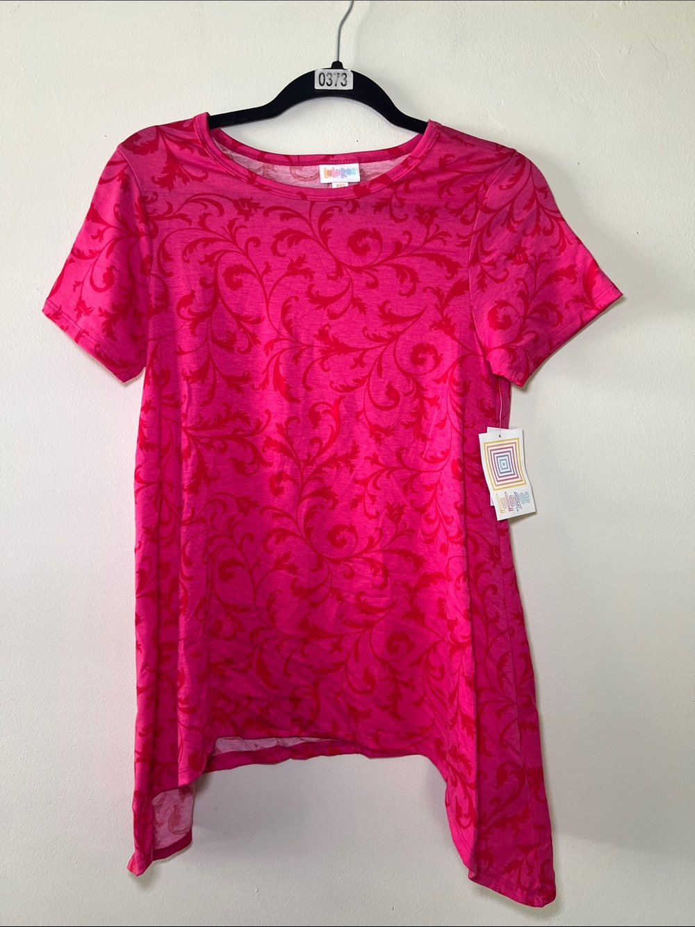 LuLaRoe Melissa Bright Pink Short Sleeve Floral Swirl Tunic Top